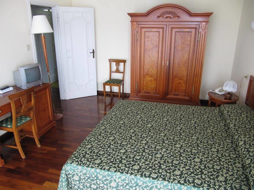 Cappellina Hotel Toscolano Maderno